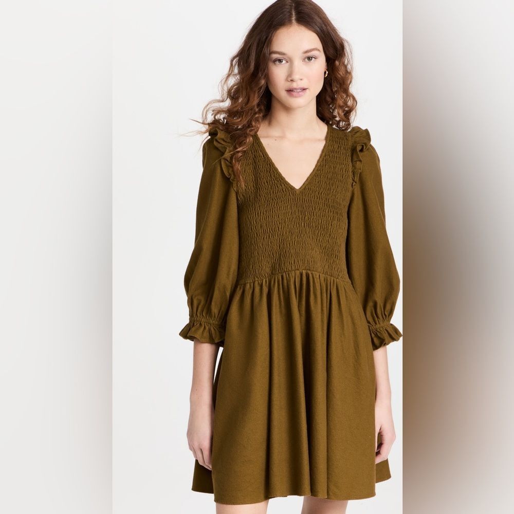 Madewell Flannel Lucie V-Neck Smocked Mini Dress in an olive green color Size M
